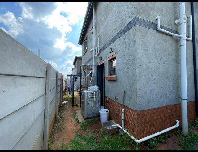 3 BEDROOM HOUSE FOR SALE IN ALBERTSDAL